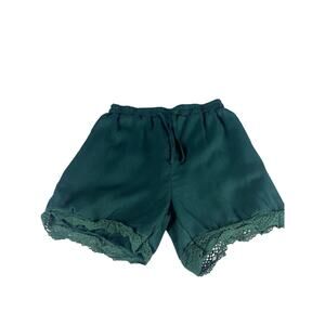 Lightweight women's Green shorts size medium
